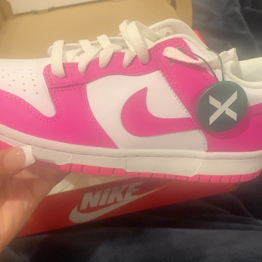 Nike Dunks Sneakers in Pink and White